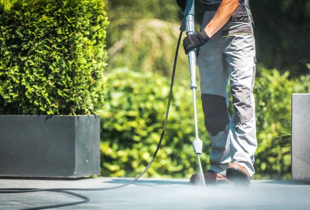 St James, MN  Pressure Washing Services Company